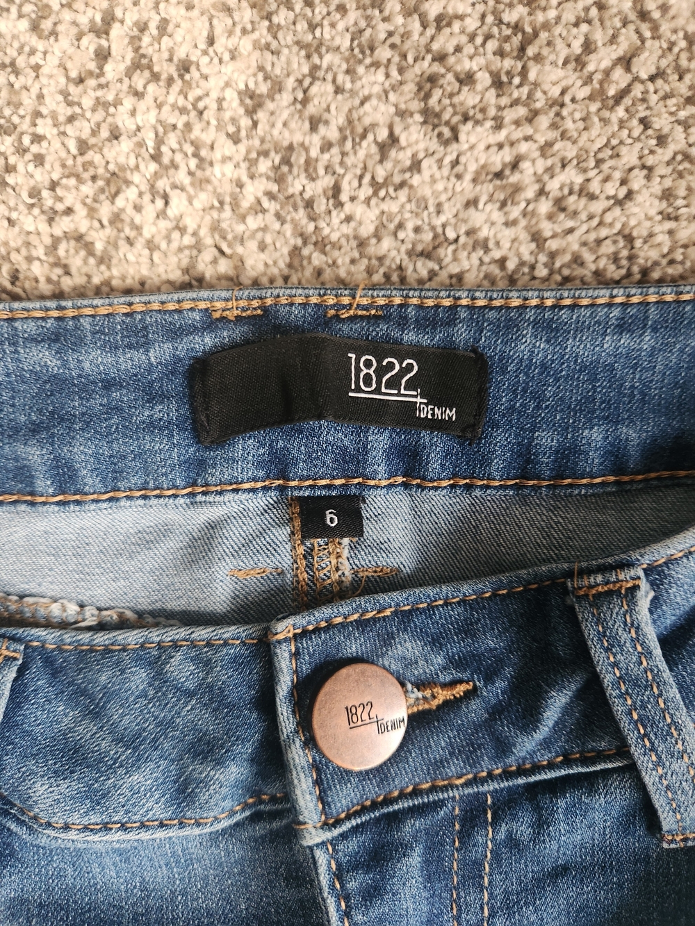 1822 Denim Women’s Blue Jeans - Classic Mid Wash